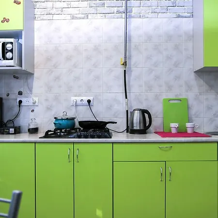 Sweethome On Prospekt Nezalejnost بيت شباب مينسك